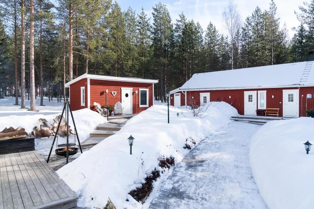 Torpet - Bed And Breakfast Med Charm Norrfjarden Exteriér fotografie