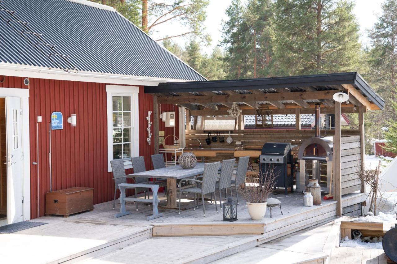 Torpet - Bed And Breakfast Med Charm Norrfjarden Exteriér fotografie